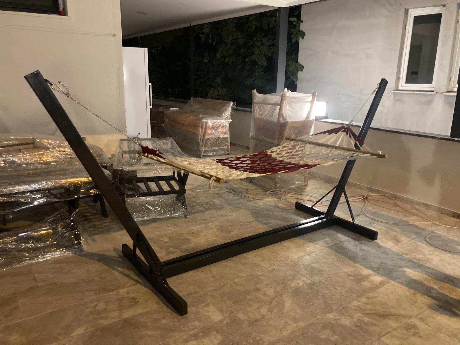 Kaynaklı metal masa ayağı